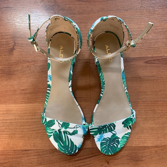 NWOT ALDO Jungle Sandals - Picture 1 of 6